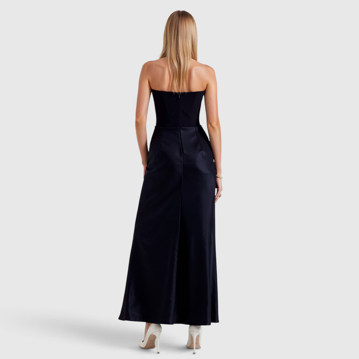 Fashion : Women's Column Maxi Dress - Elegant Wedding Guest Dress in van Vanda Liamo