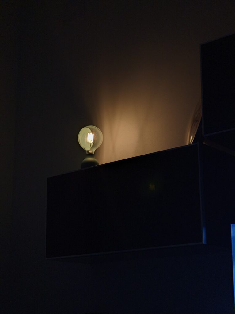 Cordless Filament Bulb Table Lamp – Rechargeable Touch-Dim Ambient Light