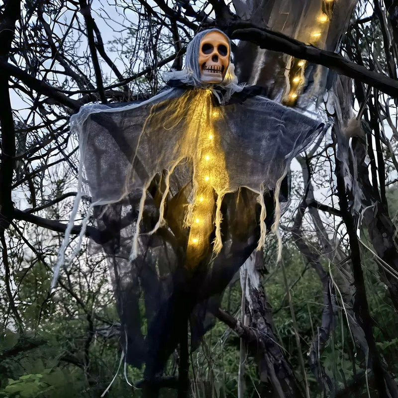 Gifts – Seasonal – Halloween : Spooky Hanging Ghost Halloween Decoration in van Vandaliamo