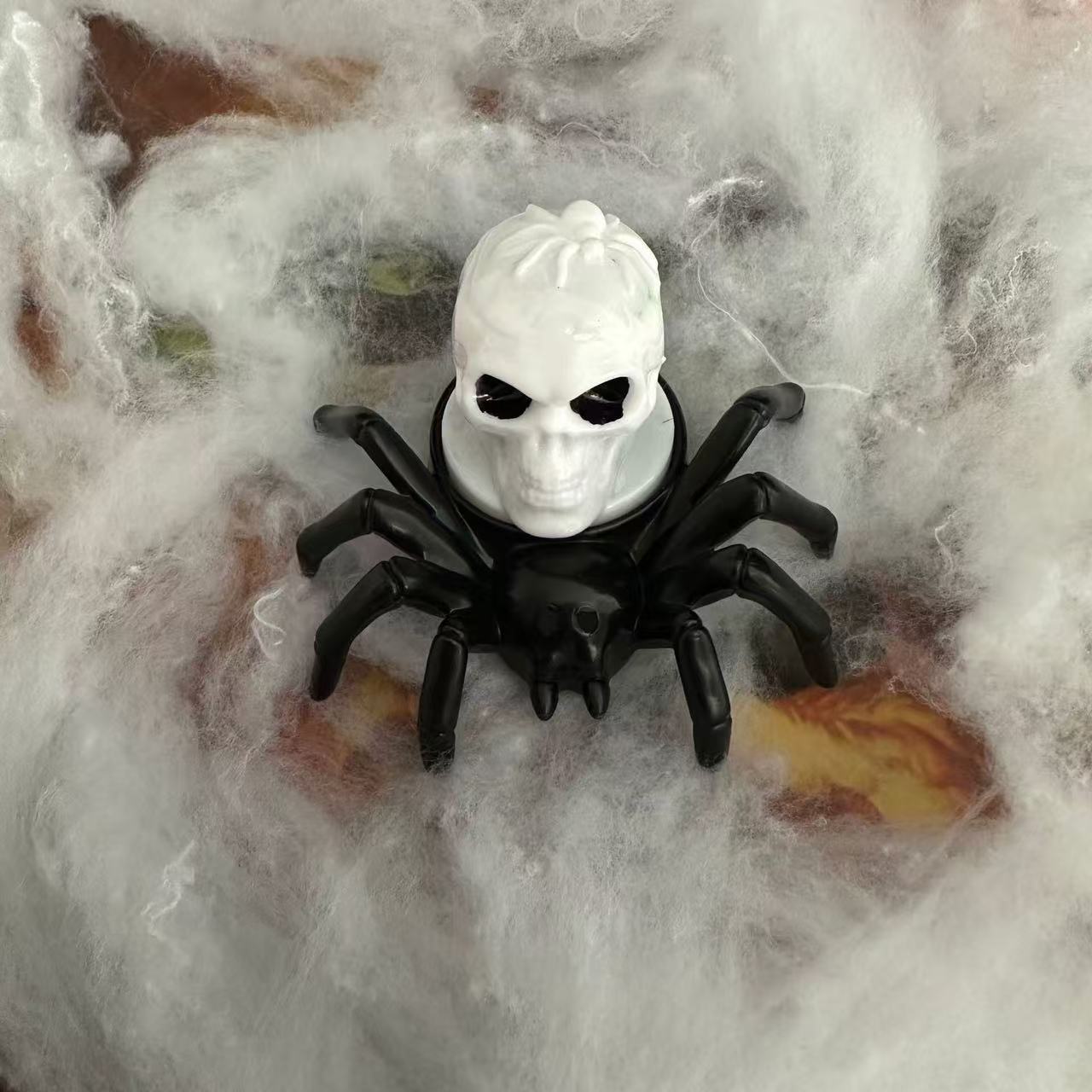 Gifts – Seasonal – Halloween : Spider-Shaped Decorative Halloween Candle Holder in van Vandaliamo