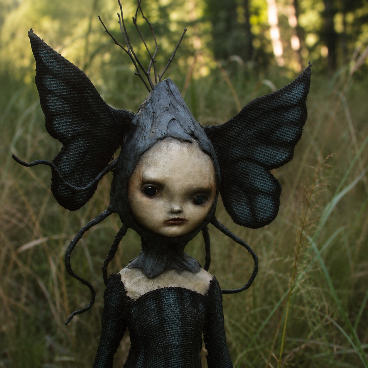 Gifts – Seasonal – Halloween : Gothic Witch Figurine with Staff in van Vandaliamo