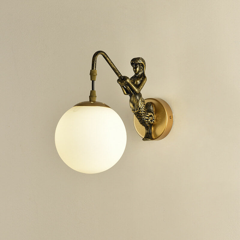Home Decor : Rustic Orb Wall Lamp - Vintage Design Sconce in Gold White van Vandaliamo
