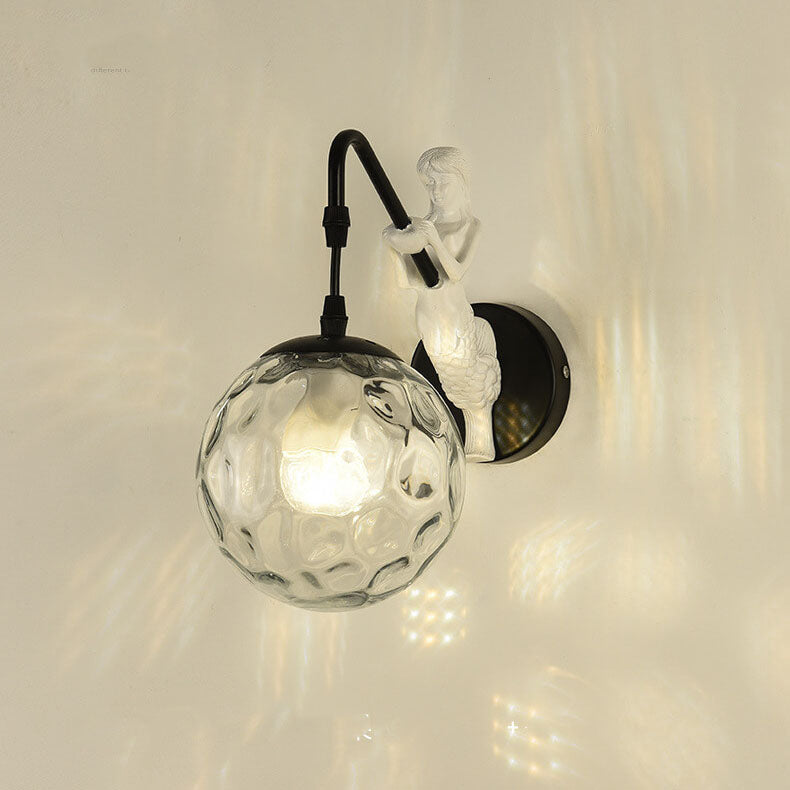 Home Decor : Rustic Orb Wall Lamp - Vintage Design Sconce in Black Transparent van Vandaliamo