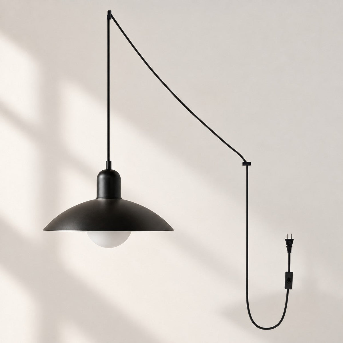 Home Decor : Mid Century Bauhaus Plug-In Pendant Light in van Vandaliamo