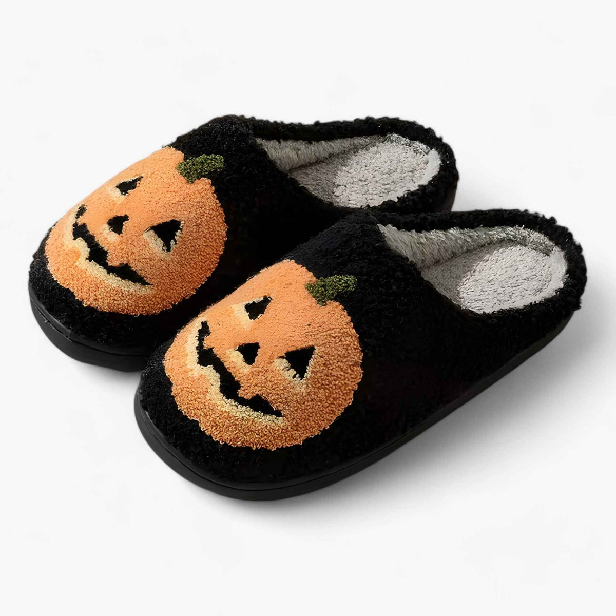 home & garden : Warm and Fun Slippers for Comfort in Black van Vandaliamo