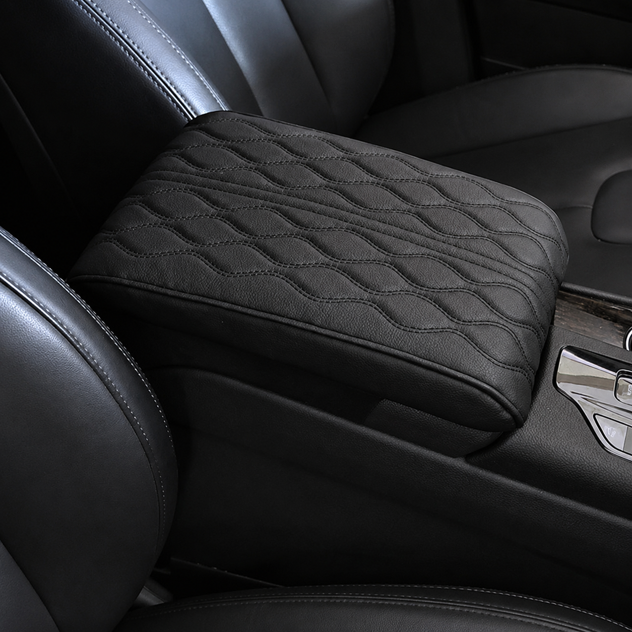 Memory Foam Leather Car Armrest Cushion (Universal style)