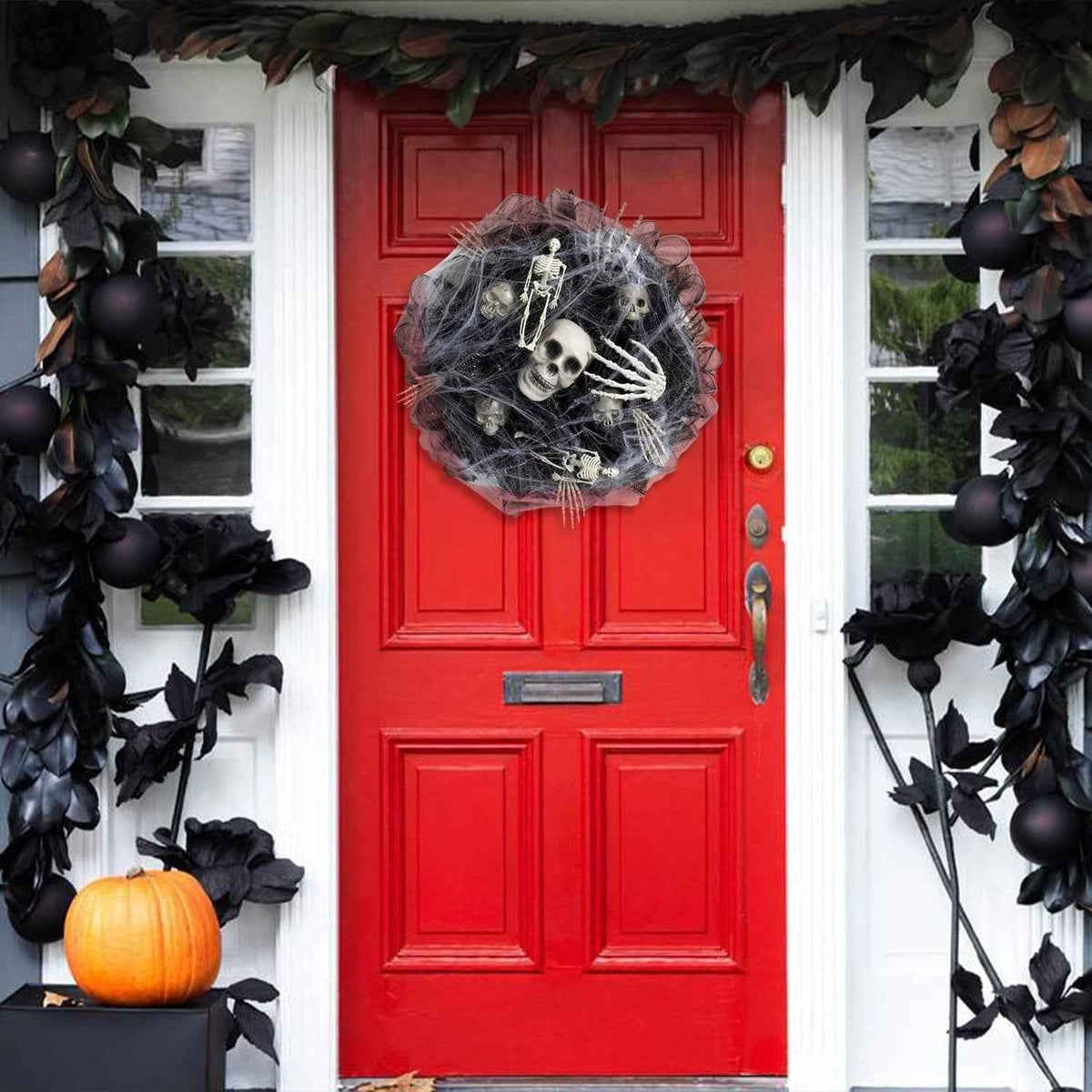 Spooky Skull Mesh Wreath