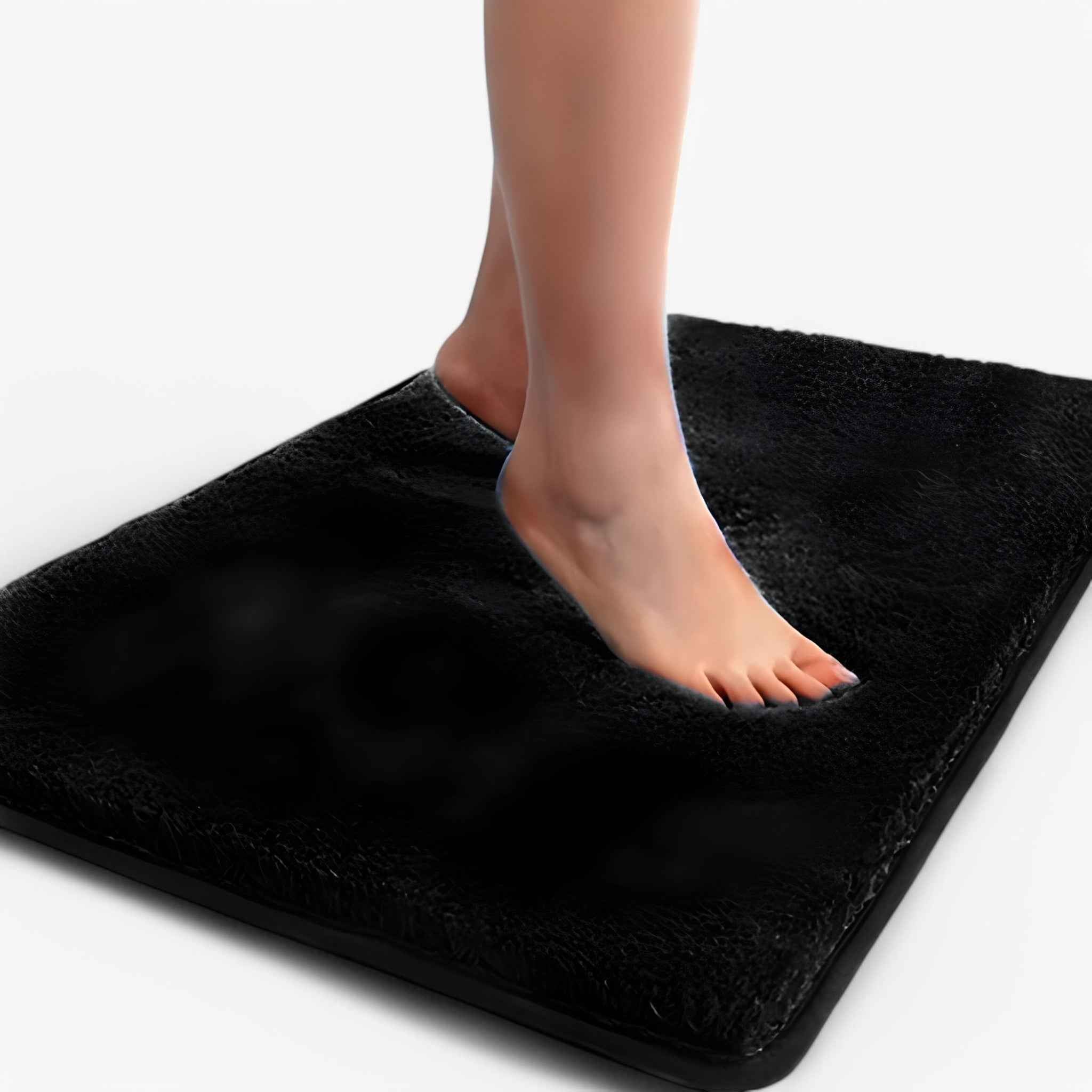 house & garden : Absorbent and non-slip bath mat in Black van Vandaliamo