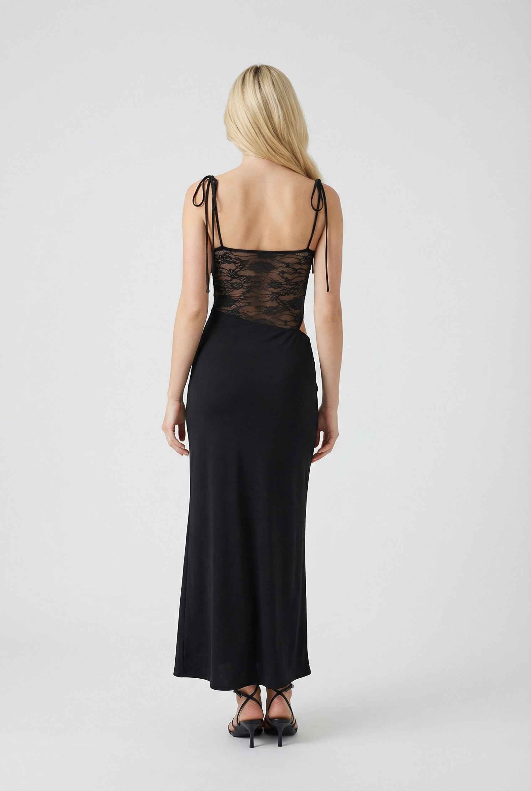 Women's Dresses : Women's Black Lace Maxi Dress - Elegant Long Sleeve Formal Evening Gown in van Vanda Liamo