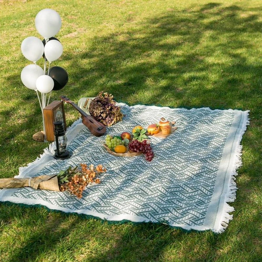 house & garden : Boho Picnic Blanket in F van Vandaliamo