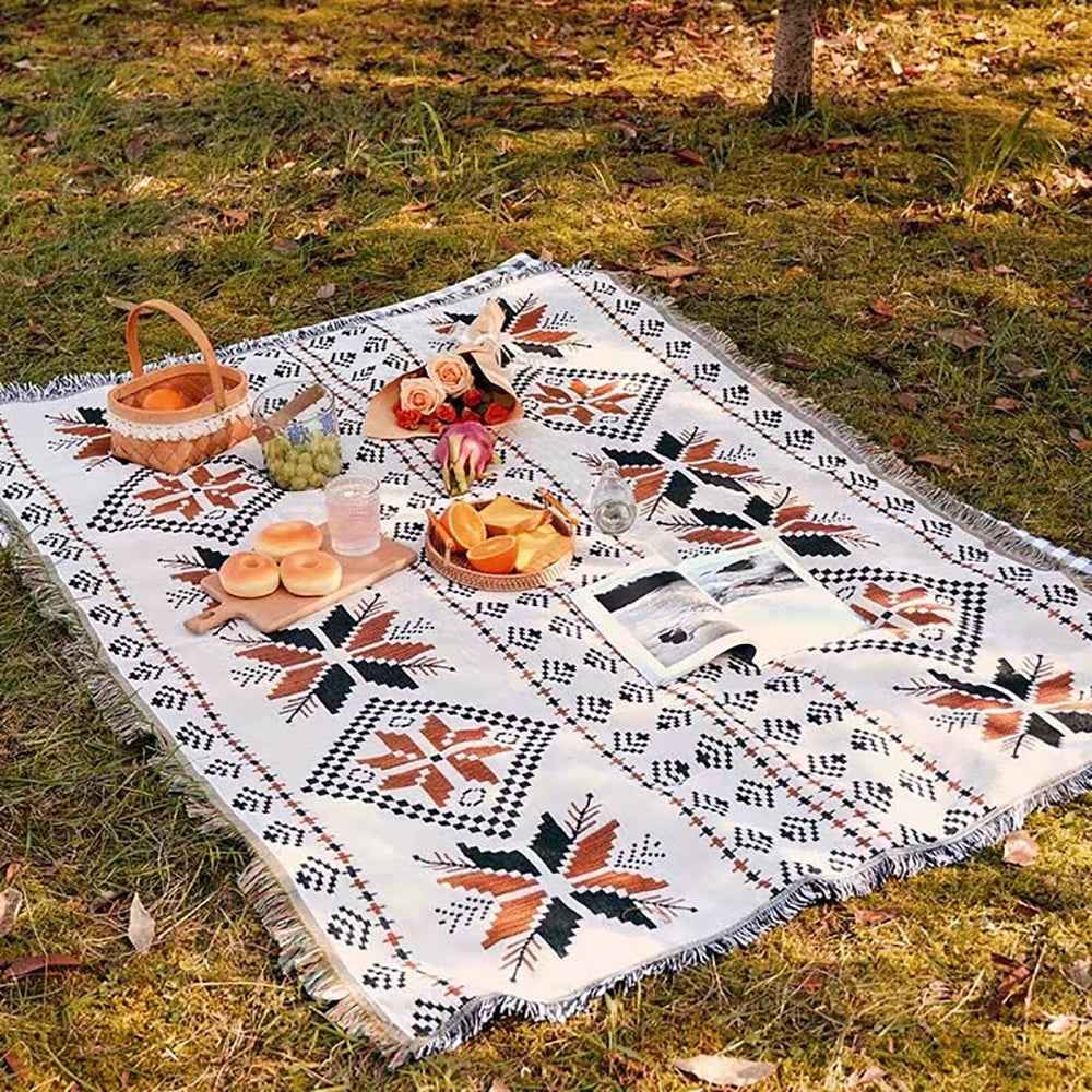 house & garden : Boho Picnic Blanket in A van Vandaliamo