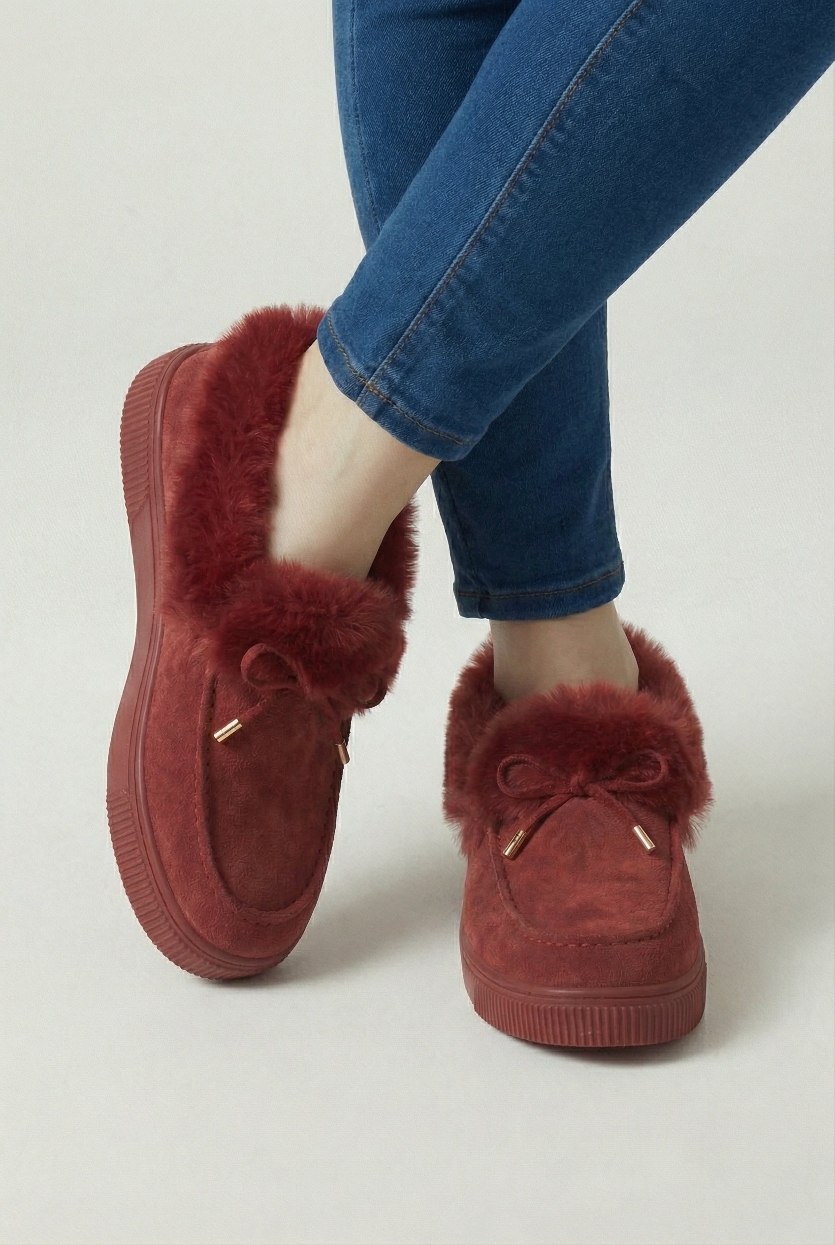 Women’s Snow Boots : Burgundy Winter Boots for Women in van Vanda Liamo