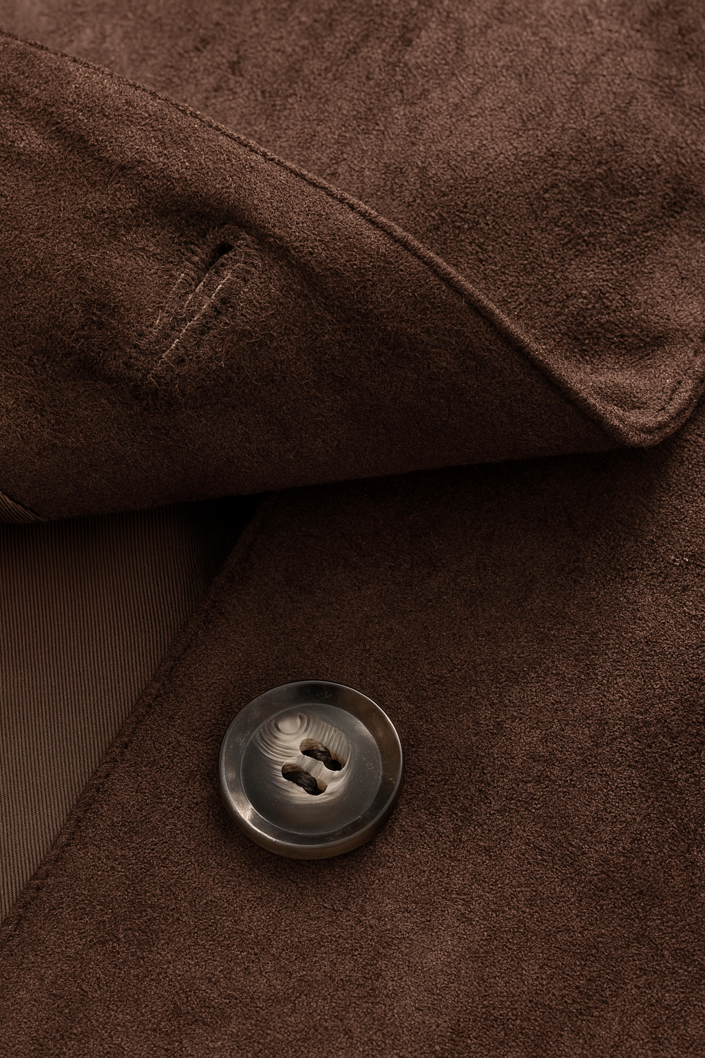 Jacket : Women's Crew Neck Jacket - Coffee in van Vanda Liamo