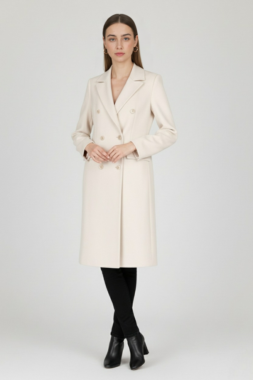 Coat : Women's Apricot Double-Breasted Trench Coat - Classic Fit, Mid-Length in van Vanda Liamo