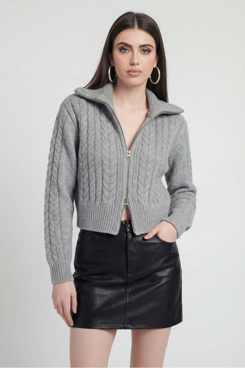 Cardigan : Women's Casual Gray Knit Cardigan in van Vanda Liamo