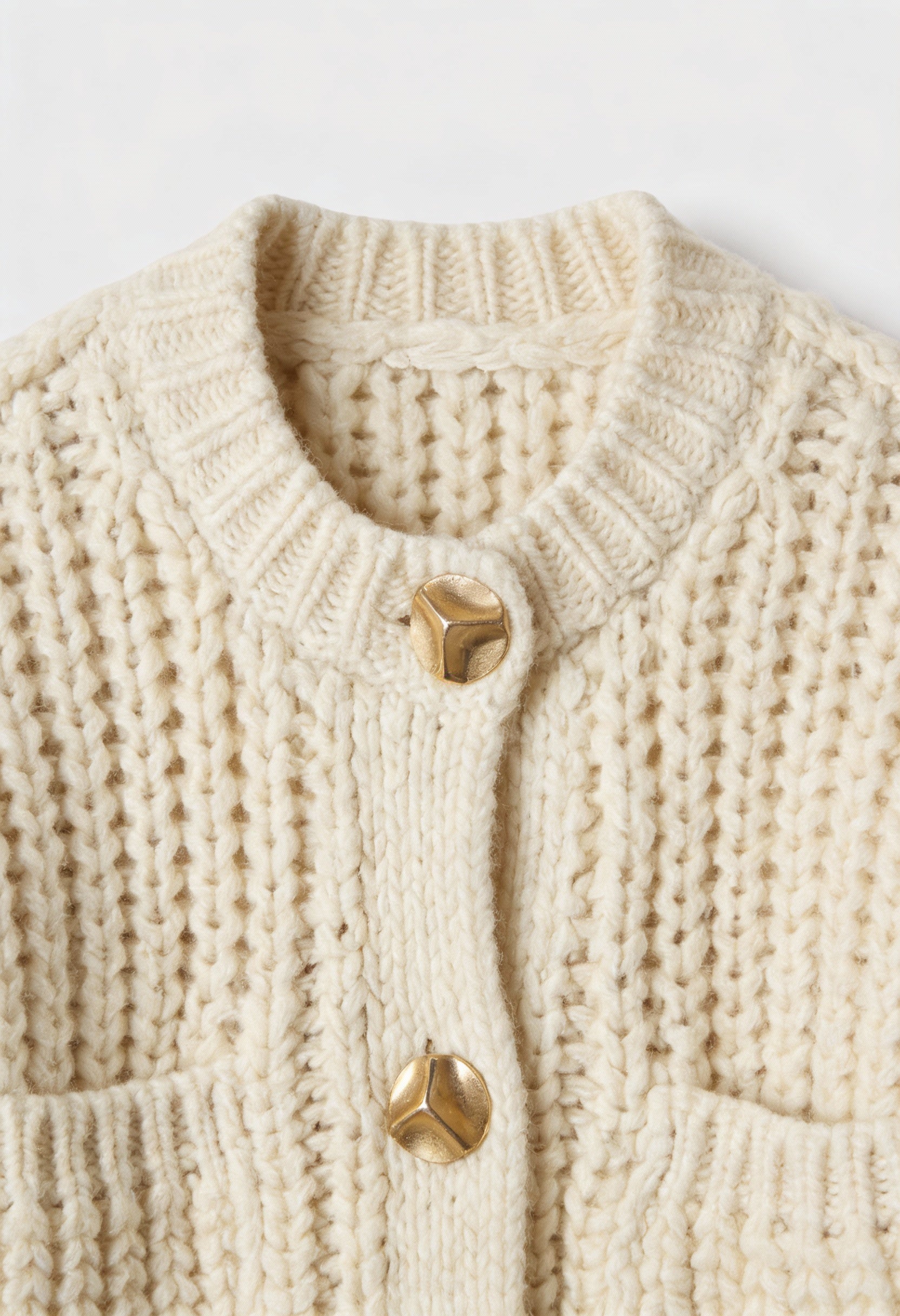 Cardigan : Women's Casual White Knit Cardigan in van Vanda Liamo