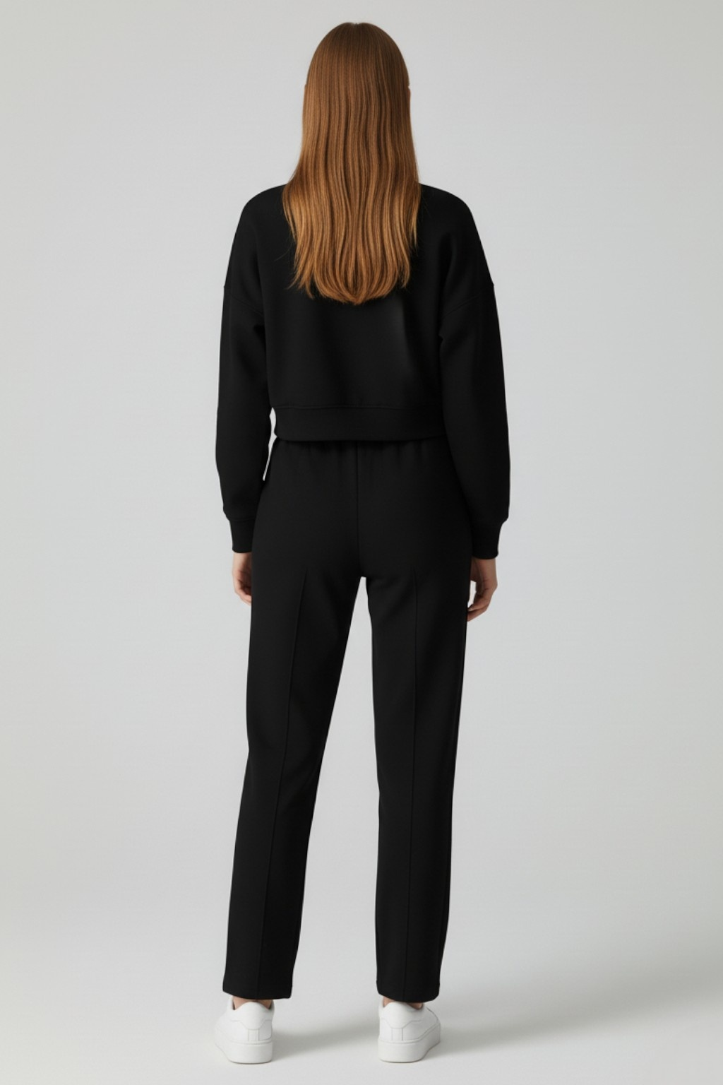Women's Set : Women's Casual Black Sweatshirt Pants Set in van Vanda Liamo