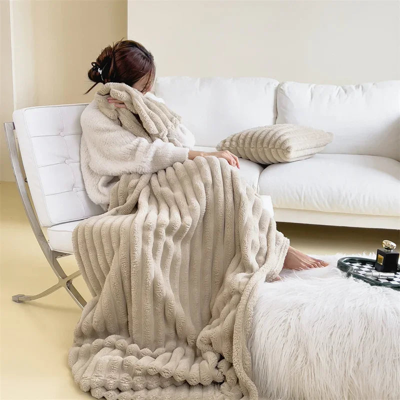 Thick Plush Throw Blanket Ultra Soft Warm Cozy for Sofa and Bed