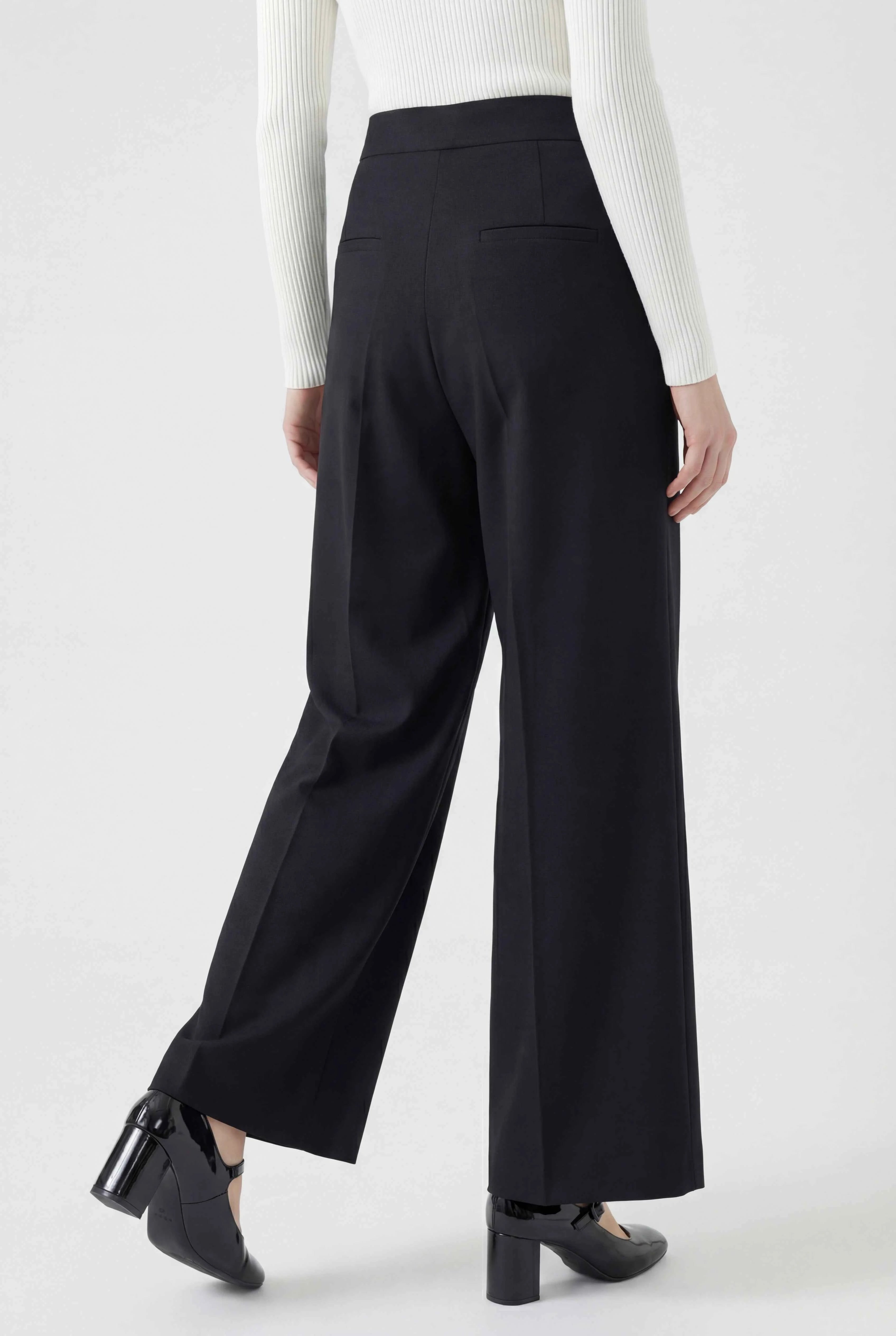 Pants : Women's High-Waisted Black Ankle Pants - Stretch Fabric, Sizes XS-XL in van Vanda Liamo