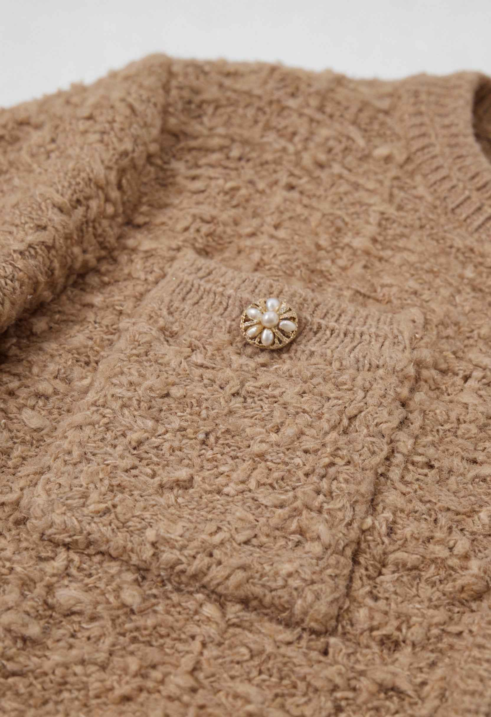 Cardigan : Women's Khaki Knit Cardigan in van Vanda Liamo