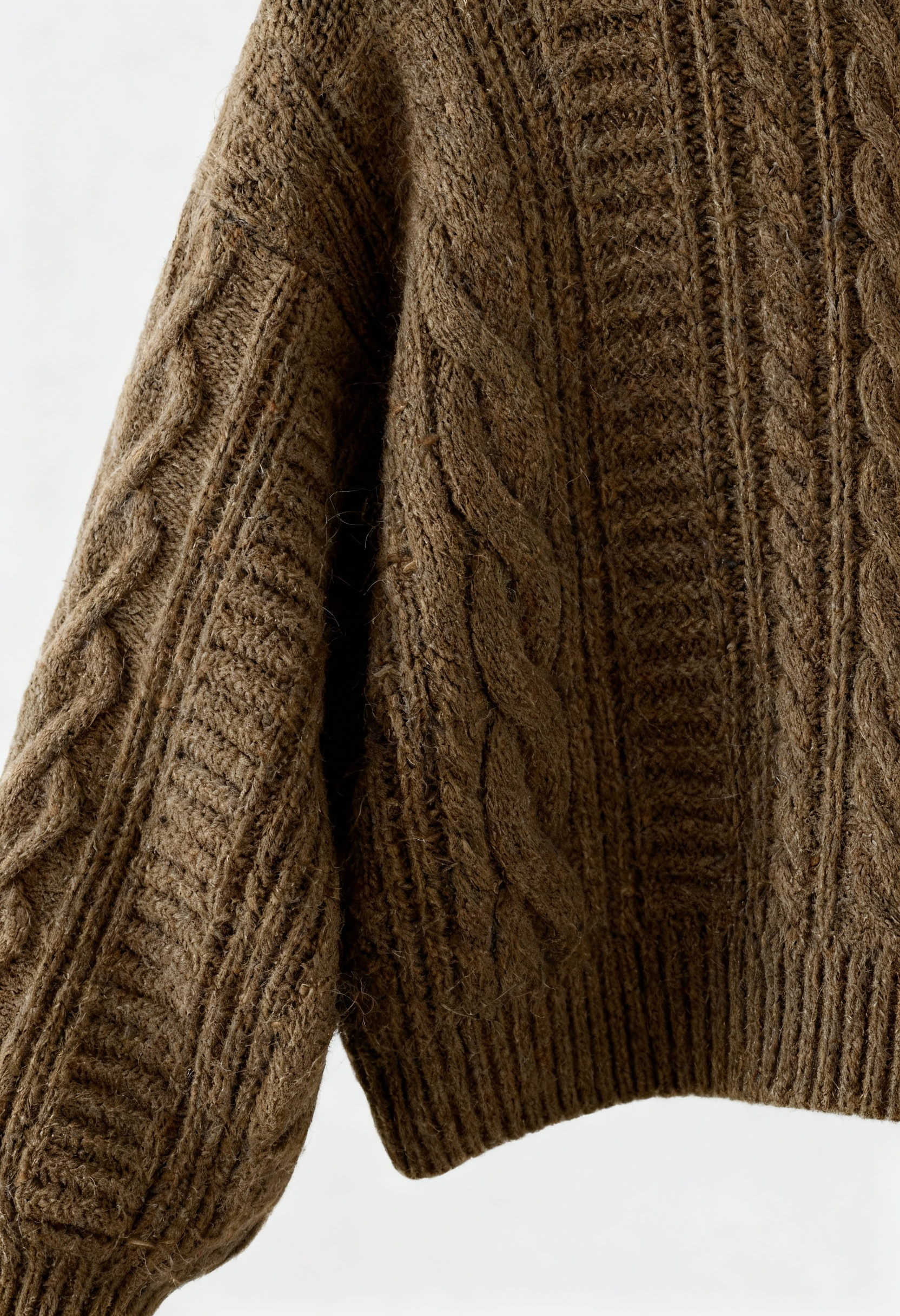 Cardigan : Women's Khaki V-Neck Cardigan in van Vanda Liamo
