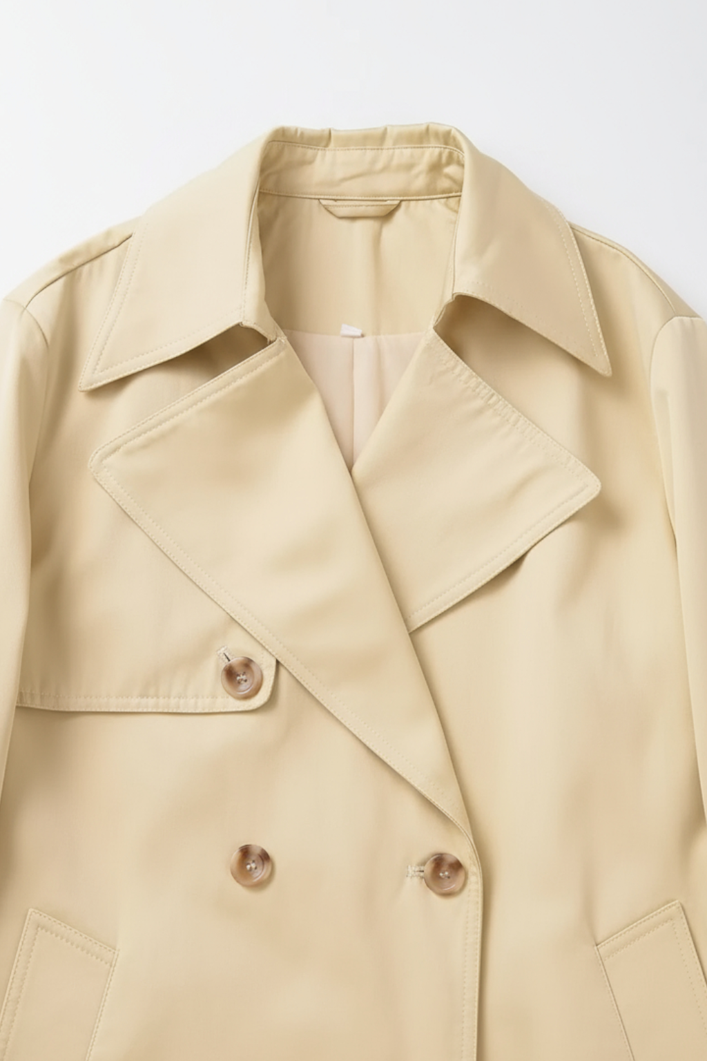 Coat : Women's Long Beige Trench Coat with Belt in van Vanda Liamo