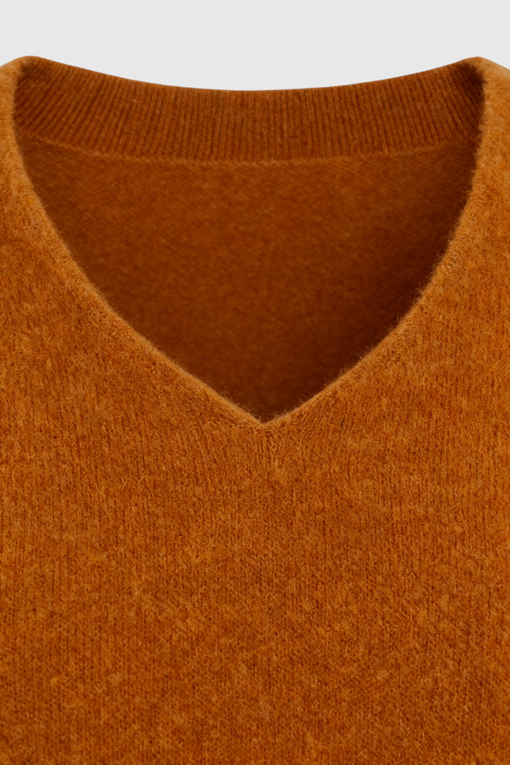 Sweater : Women's Orange V-Neck Sweater in van Vanda Liamo