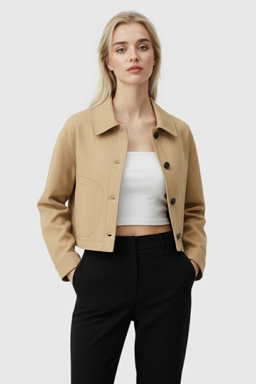 Jacket : Women's Retro Short Jacket in van Vanda Liamo