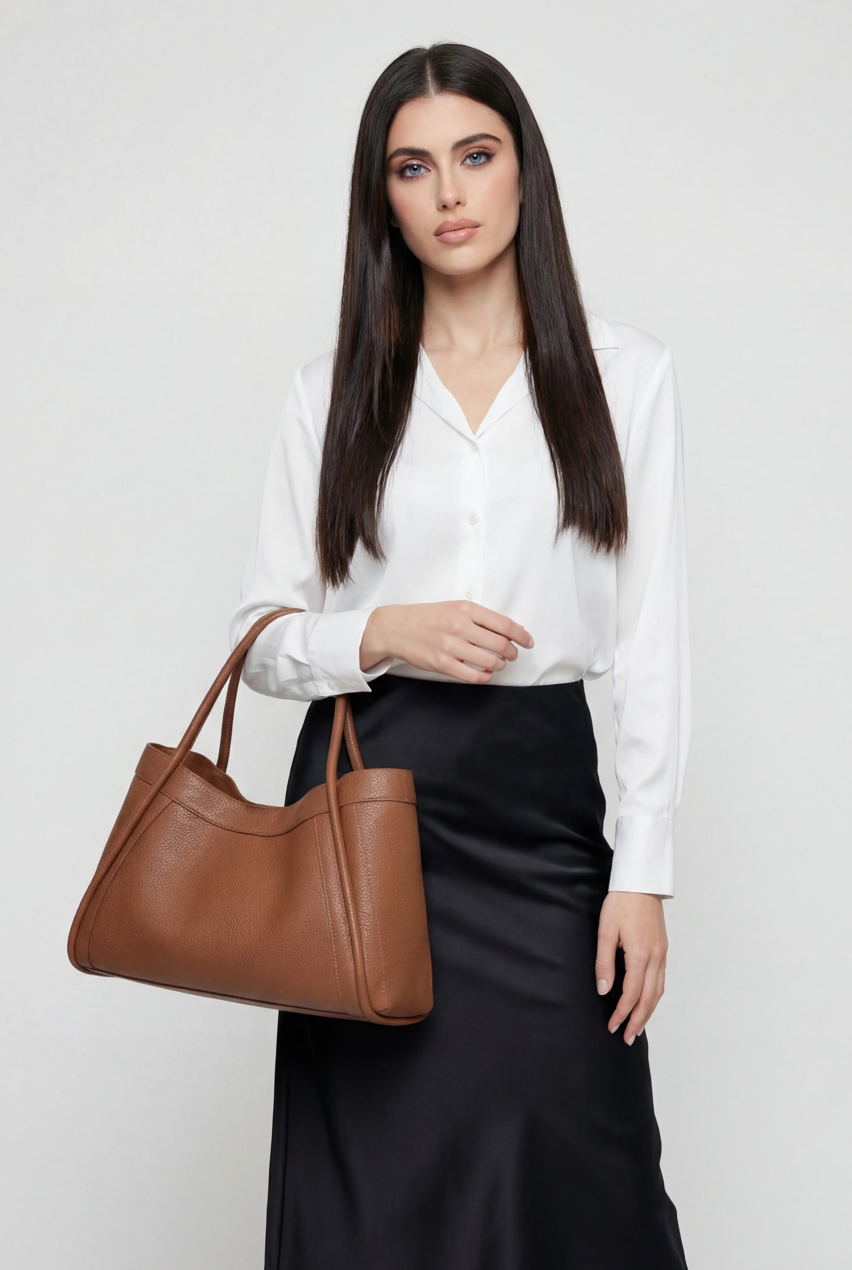 Handbags : Women's Large Faux Leather Tote Bag - Everyday Shoulder Handbag for Work & Travel in van Vanda Liamo