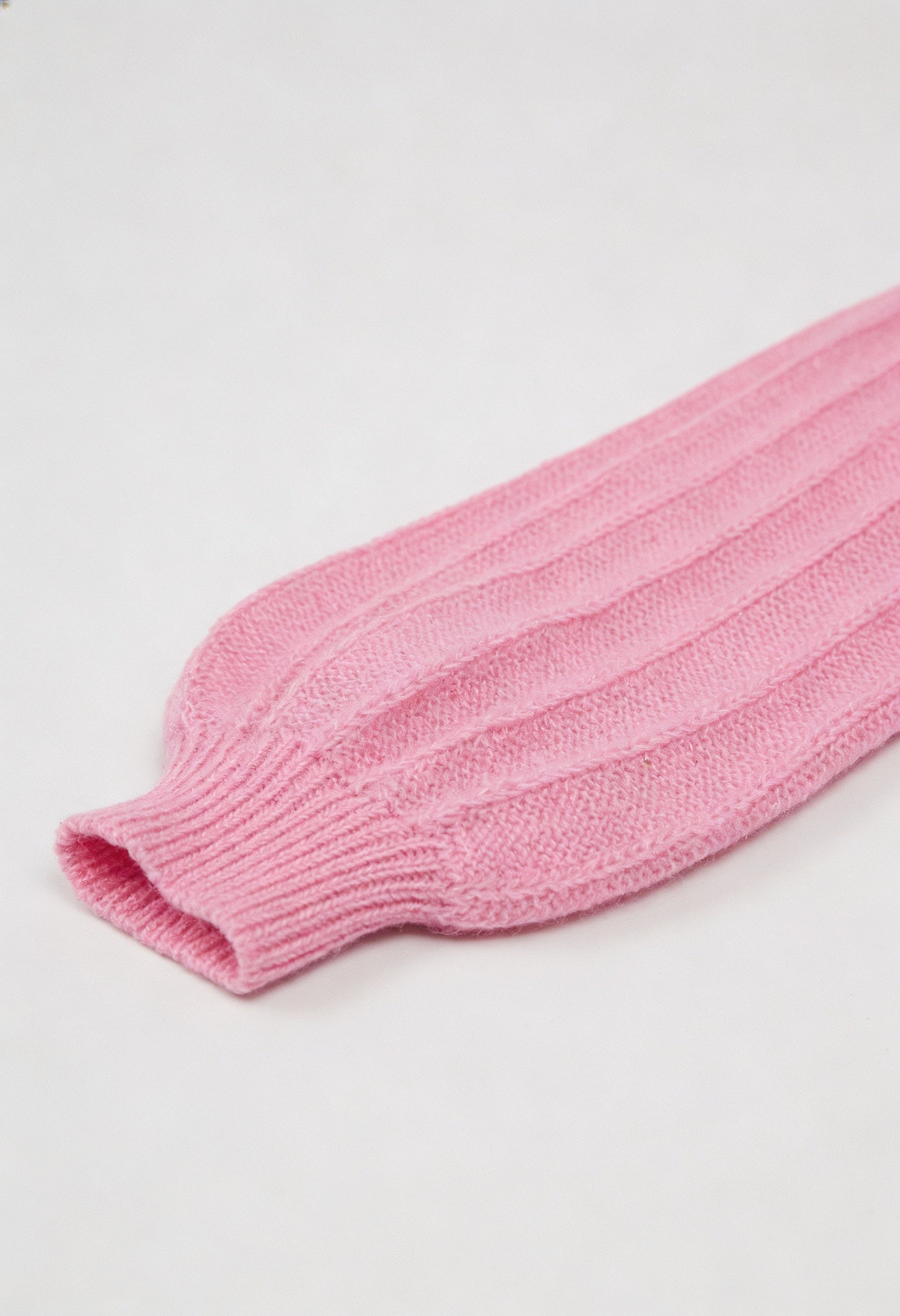 Cardigan : Women's Soft Pink Knit Cardigan in van Vanda Liamo