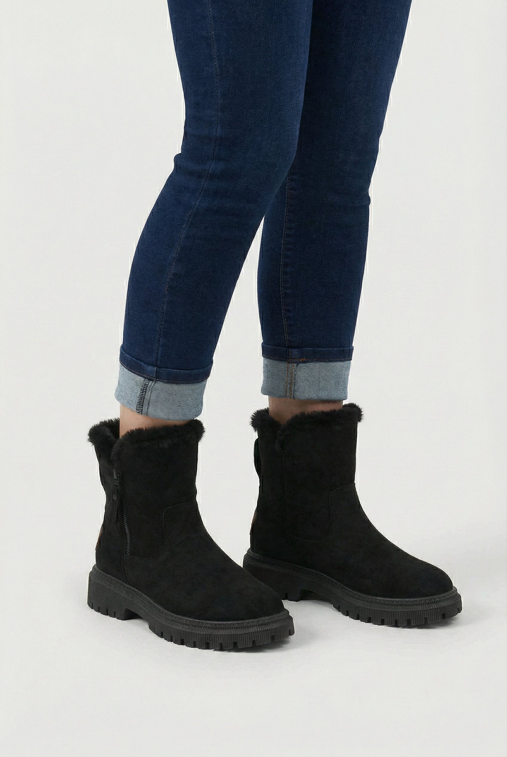 Women's Boots : Women's Black Waterproof Insulated Snow Boots for Winter in van Vanda Liamo