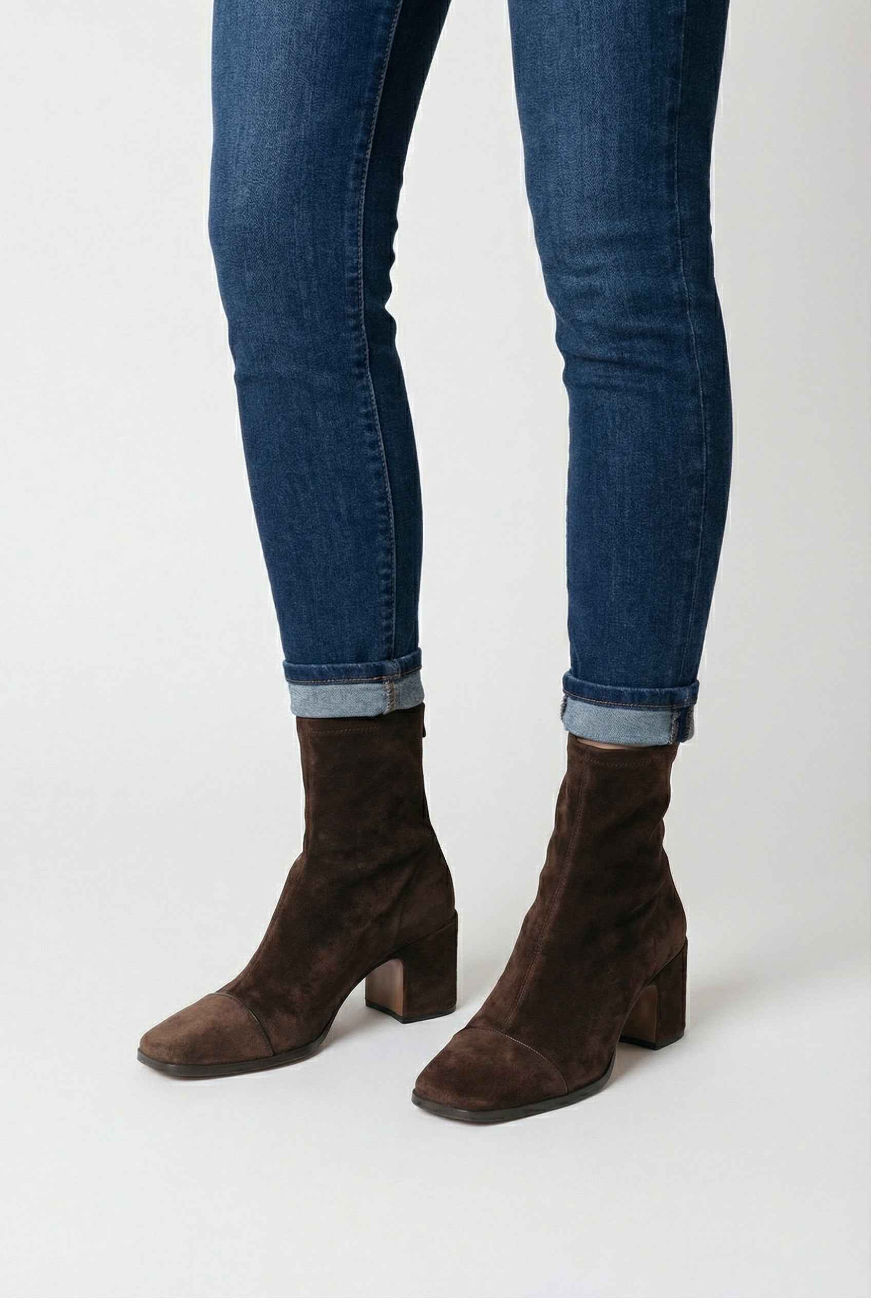 Women's Boots : Women's Dark Brown Mid-Calf Heeled Boots - Faux Leather in van Vanda Liamo