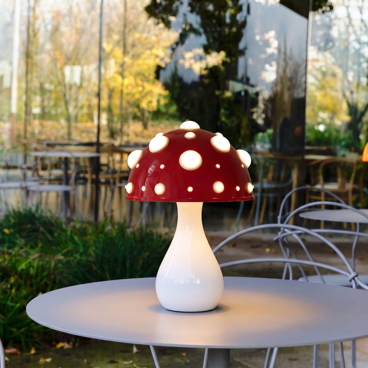 Mushroom Table Lamp - Modern Metal Dimmable Design