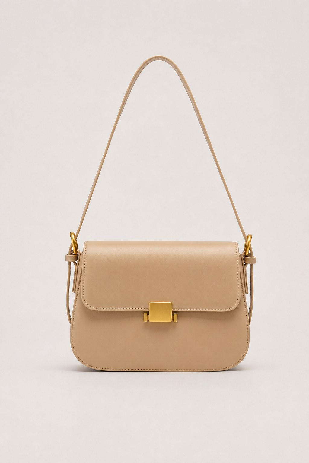 Schoudertas : Elegant Shoulder Bag with Gold Closure - Luxury Design for Every Day in Beige van Vandaliamo