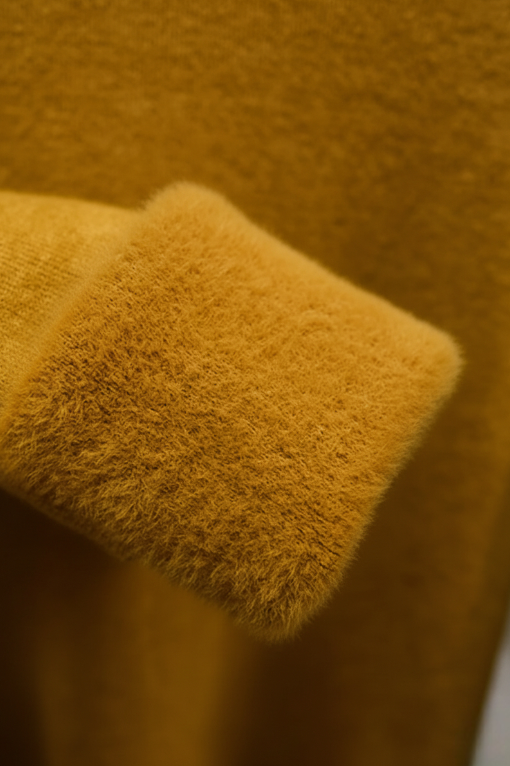 Women's Sweaters : Yellow Fleece Lined Thermal Turtleneck Sweater in van Vanda Liamo