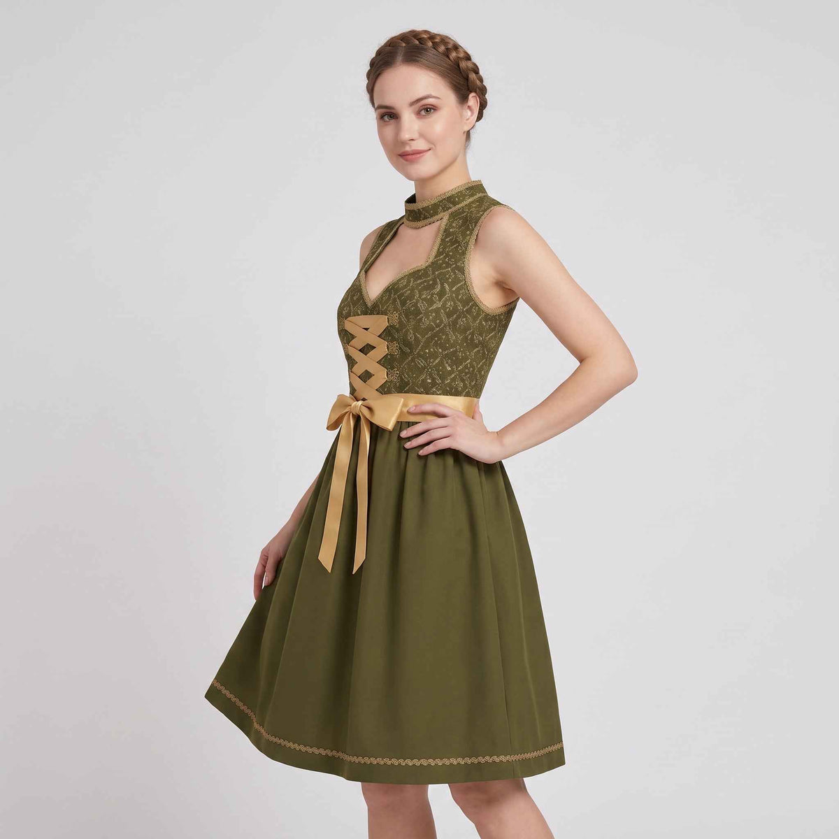 Gifts – Seasonal – Oktoberfest : Women's Bavarian Dirndl Dress - Green, Apron & Lacing in van Vanda Liamo