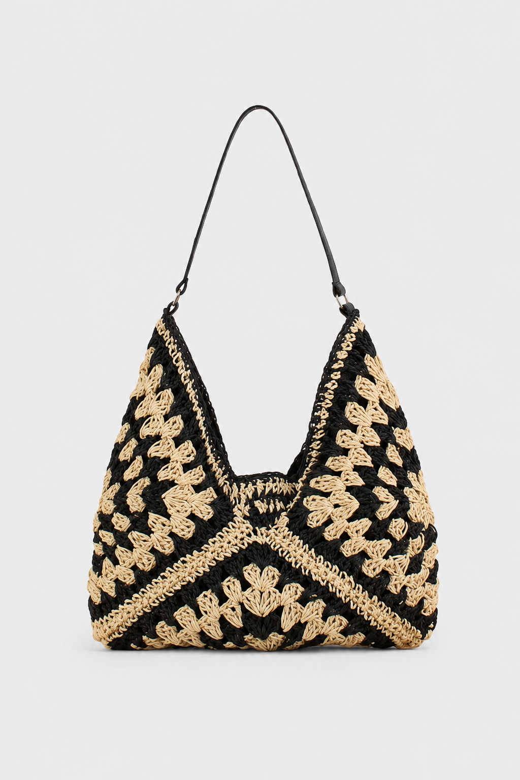 Schoudertas : Handmade Crochet Shoulder Bag - Spacious Boho Shopper for Daily Use in Black van Vandaliamo