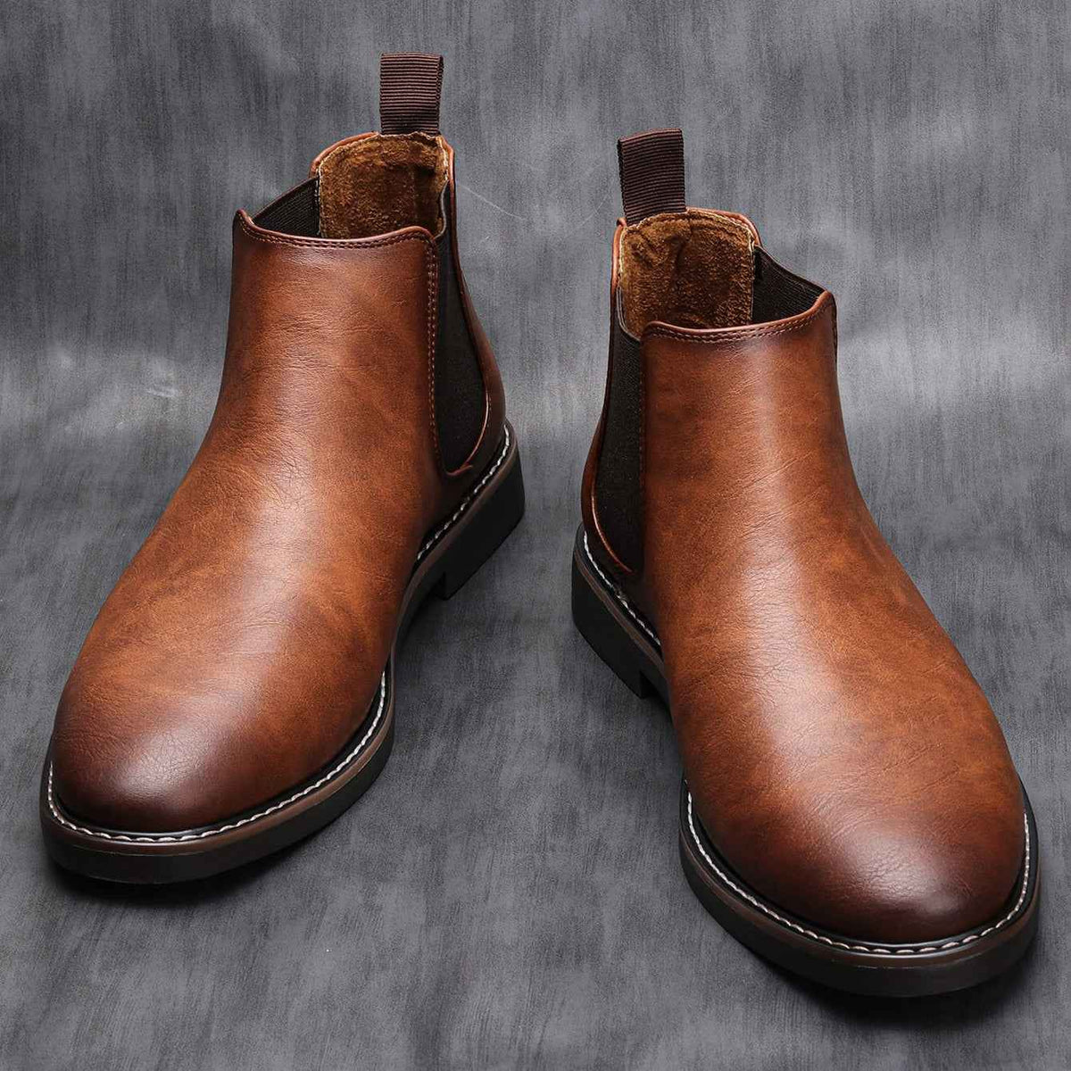 Boots : Men's Chelsea Boots with Elastic Side Panels in van Vanda Liamo