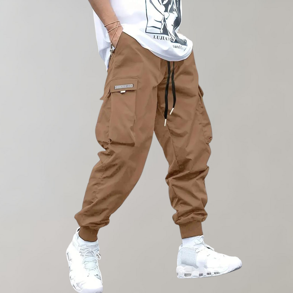 Fashion : Men's Cargo Joggers - Relaxed Fit Sweatpants in Khaki van Vanda Liamo