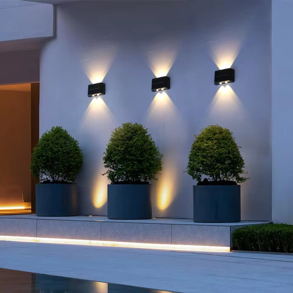 Outdoor Solar LED Facade Light - Weather Resistant Up/Down
