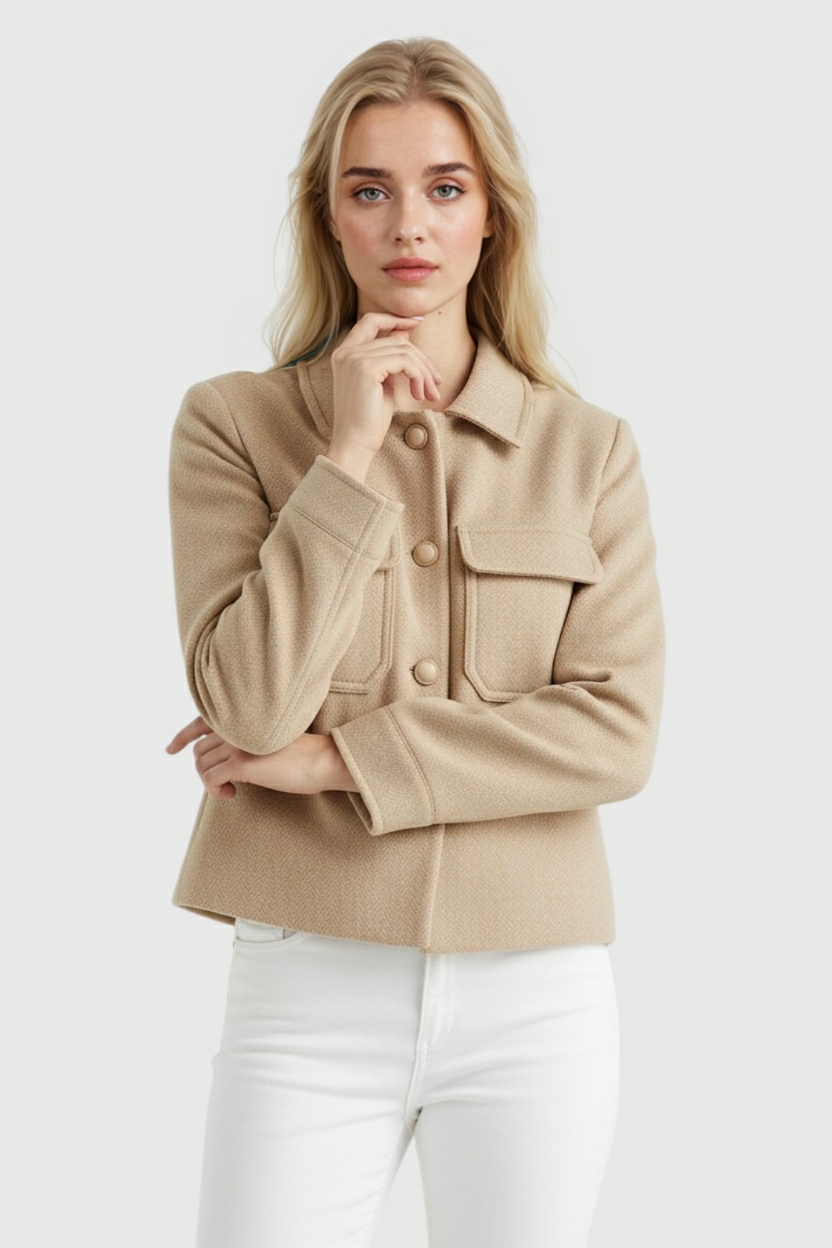 Jacket : Casual Lapel Jacket - Khaki in van Vanda Liamo