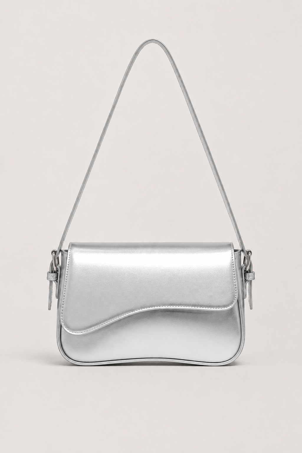 Schoudertas : Ladies Shoulder Bag | Elegant Design | Compact & Stylish Bag in Silver van Vandaliamo