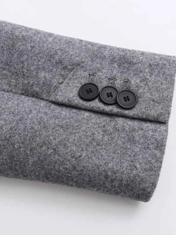 Coat : Long Women's Gray Coat with Lapel in van Vanda Liamo