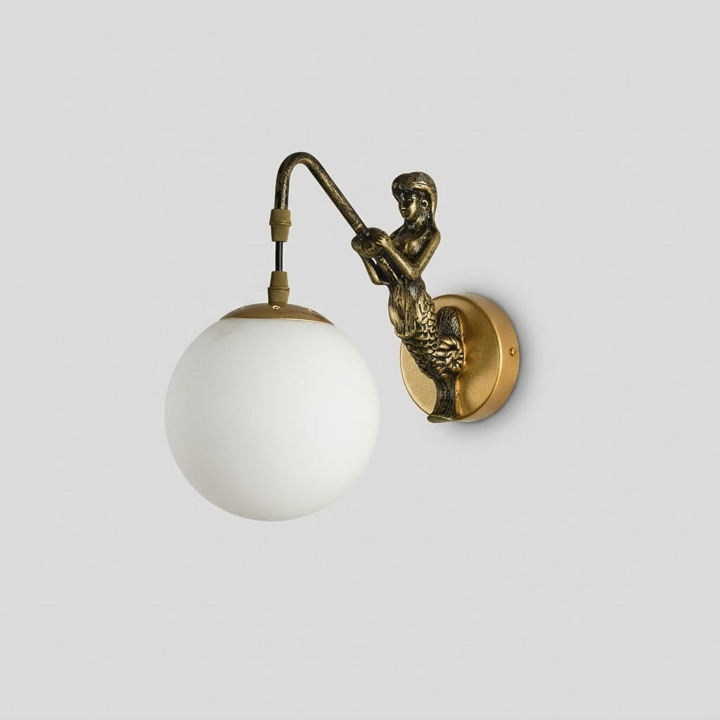 Home Decor : Rustic Orb Wall Lamp - Vintage Design Sconce in van Vandaliamo