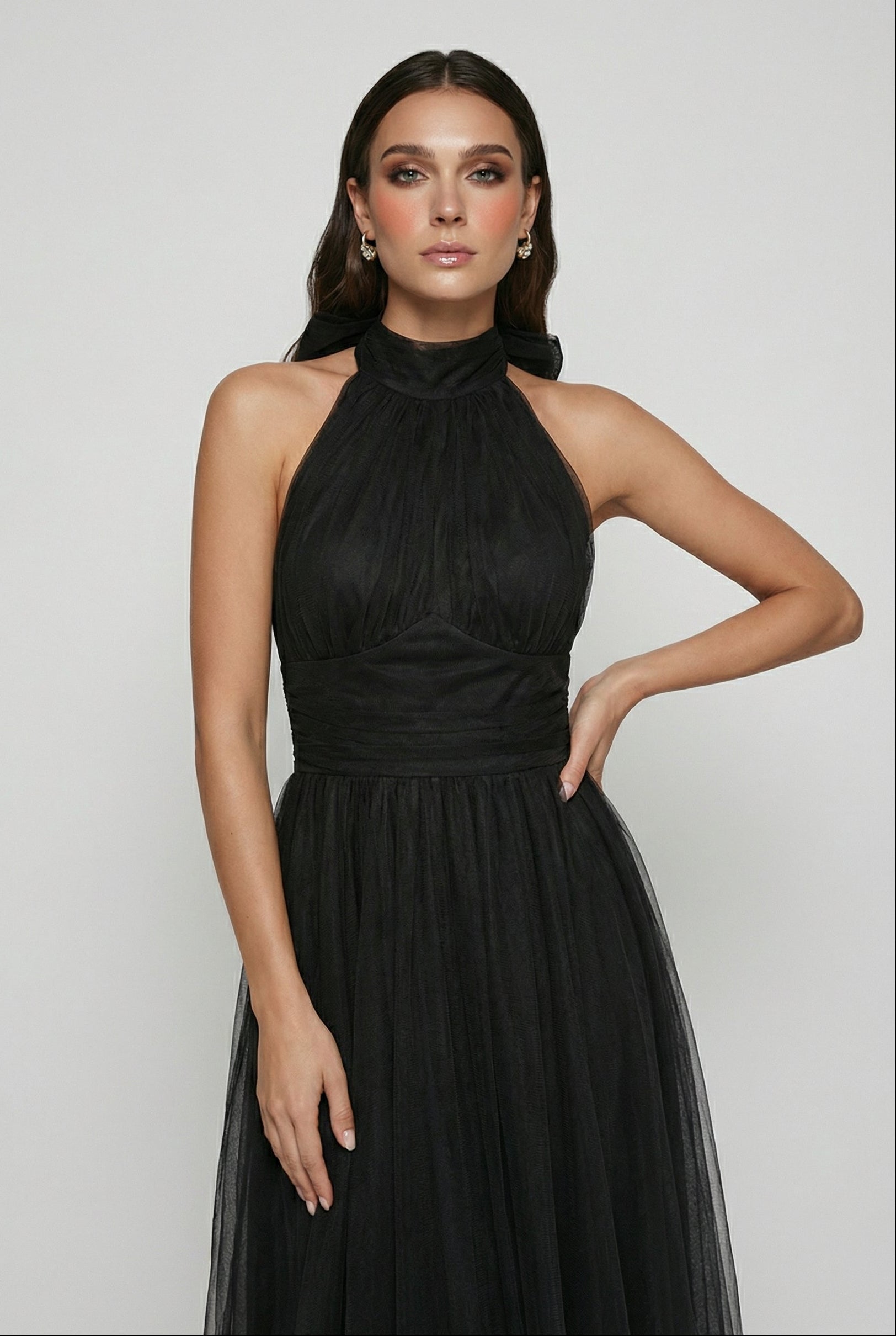 Dresses : Halter Midi Dress for Women - Black Sleeveless A-Line Summer Cocktail Party Dress in van Vanda Liamo