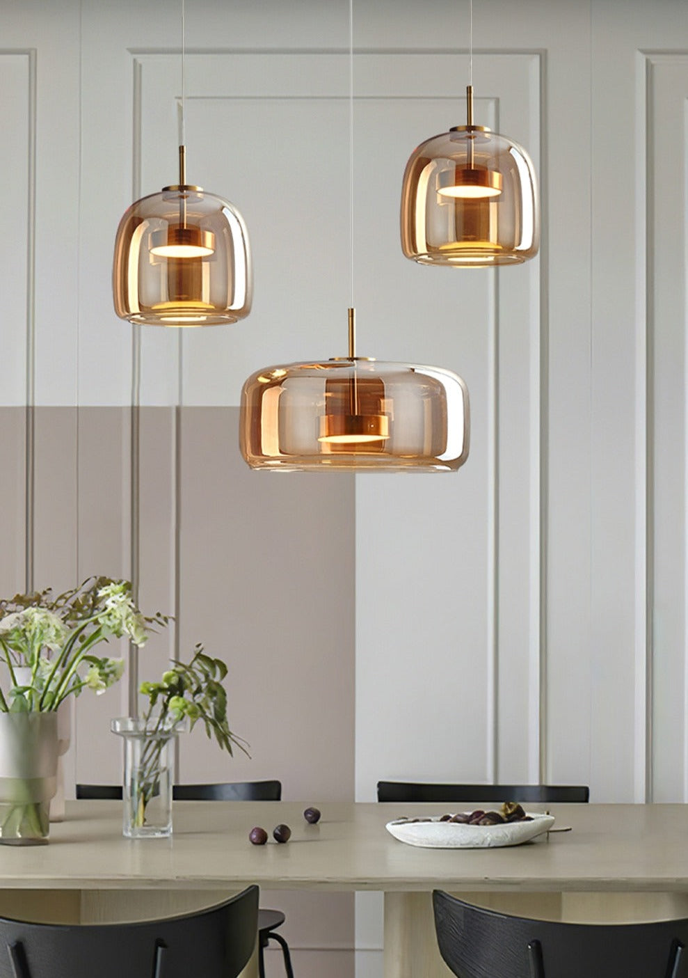 Home Decor : Luxury Glass & Metal Pendant Lamp - Elegant Hanging Light in van Vandaliamo