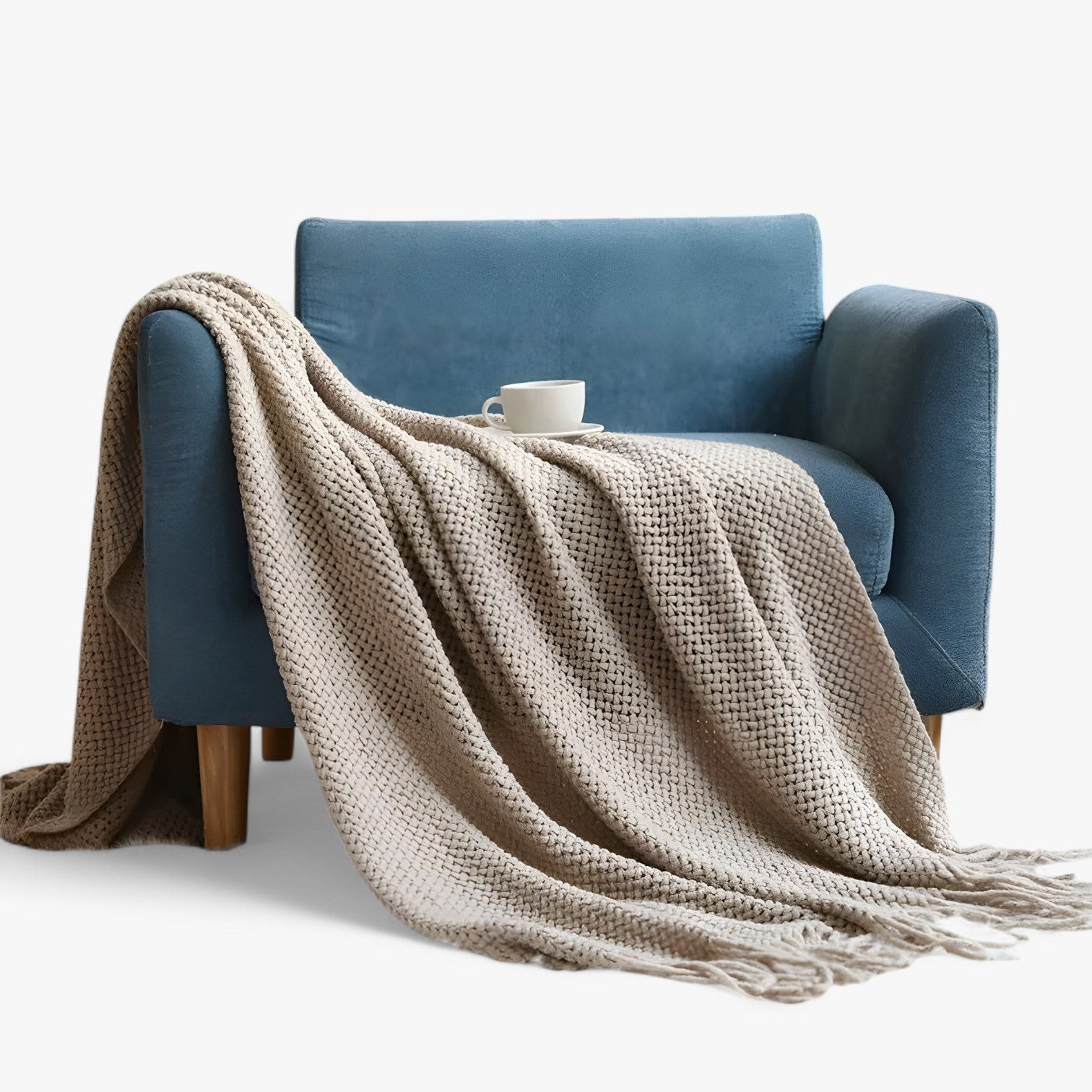 Chiara | Hyggeligt strikket plaid - blød, varm og stilfuld med frynser - - house & garden - {{ product_tags }