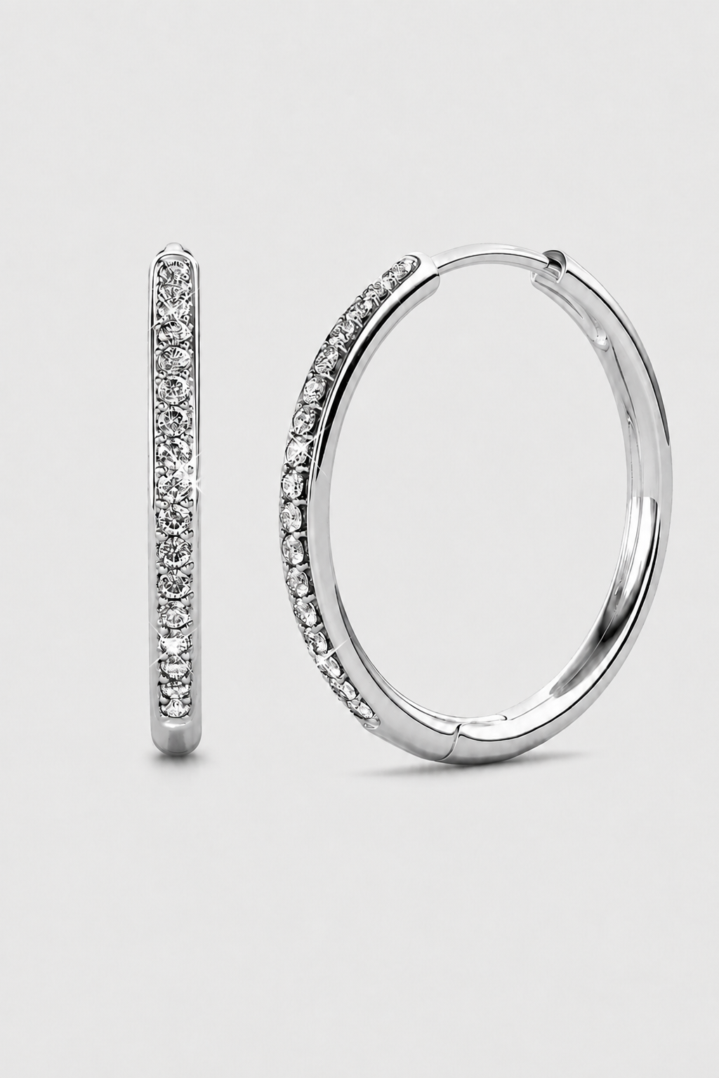 Earrings : Gold Earrings with Elegant Design - Classic Jewelry for Every Occasion in White Gold van Vandaliamo