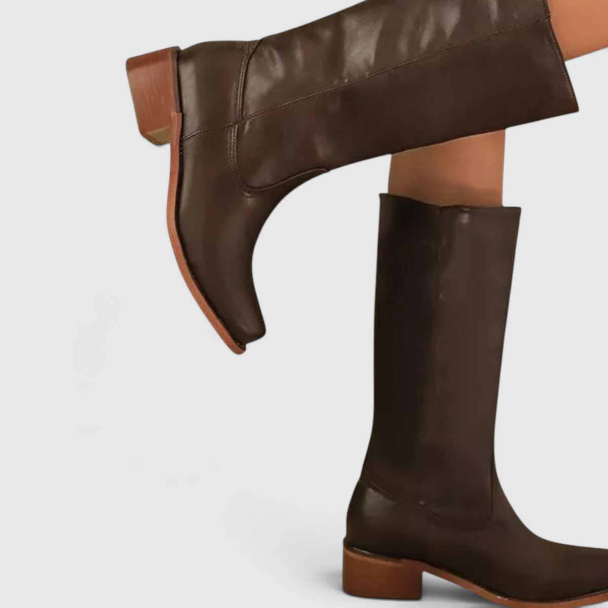 Fashion : Women's Knee-High Leather Boots with Heel in van Vanda Liamo