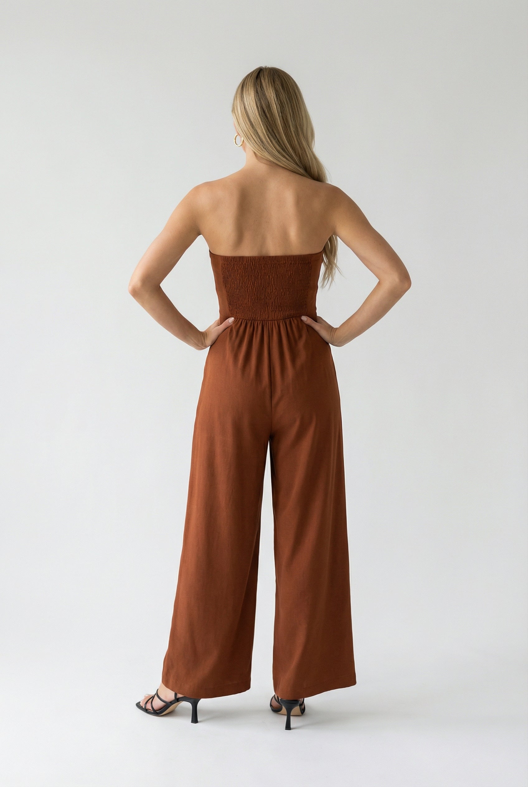 Women's Jumpsuits & Rompers : Strapless Jumpsuit with Wide-Leg - Timeless Elegance in Rust Brown in van Vanda Liamo